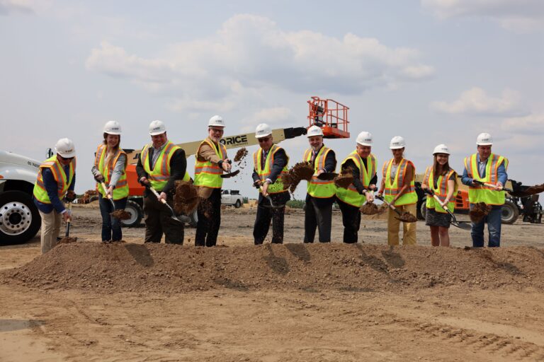 Border States Hosts Groundbreaking Ceremony at Site of 300,000 Square Foot Distribution Center
